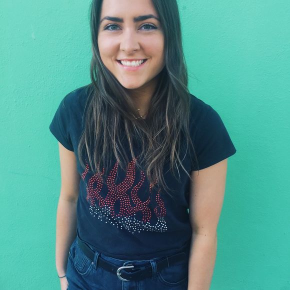 Meet your Posher, Hannah - Picture 1 of 1